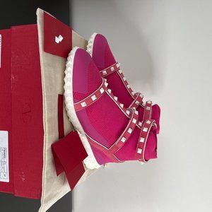 Valentino Rockstud Sneakers - Hot Pink